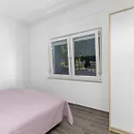 2 Bedroom Cozy In Rijeka